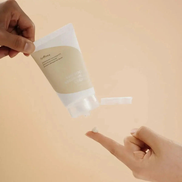 Barojošs krēms sejai ar jamsa ekstraktu Isntree Yam Root Vegan Milk Cream