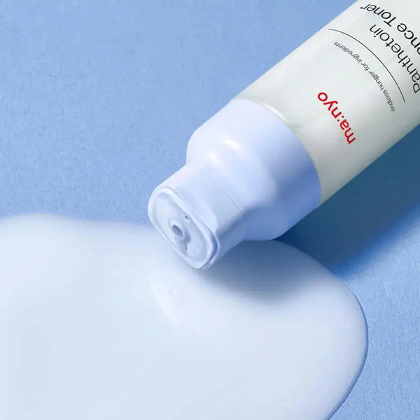 Intensīvi mitrinošs toniks-esence dehidrētai ādai Manyo Panthetoin Essence Toner