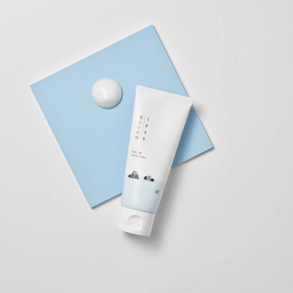 Ādu noloboša nakts maska ar jūras ūdeni Round Lab 1025 Dokdo Sleeping Pack