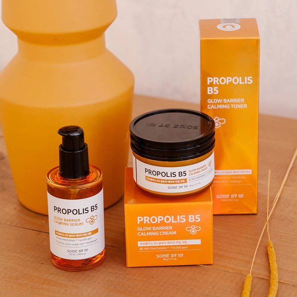 Serums mirdzuma piešķiršanai ar propolisu Some By Mi Propolis B5 Glow Barrier Calming Serum