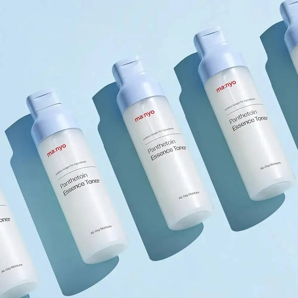Intensīvi mitrinošs toniks-esence dehidrētai ādai Manyo Panthetoin Essence Toner