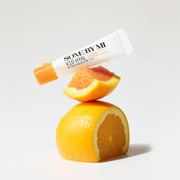 Saules aizsargbalzams lūpām ar vitamīnu kompleksu Some By Mi V10 Hyal Lip Sun Protector SPF15